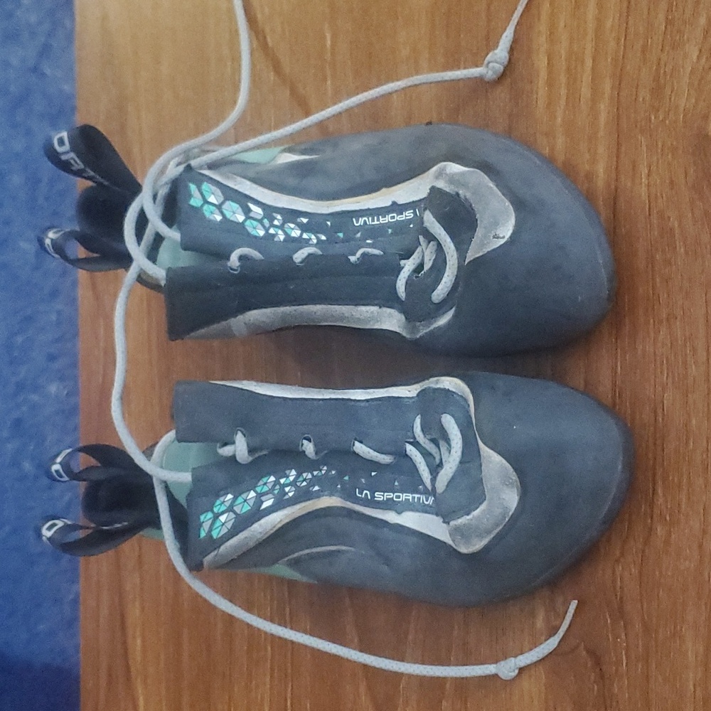 La Sportiva Lace-Up Women's Miura
